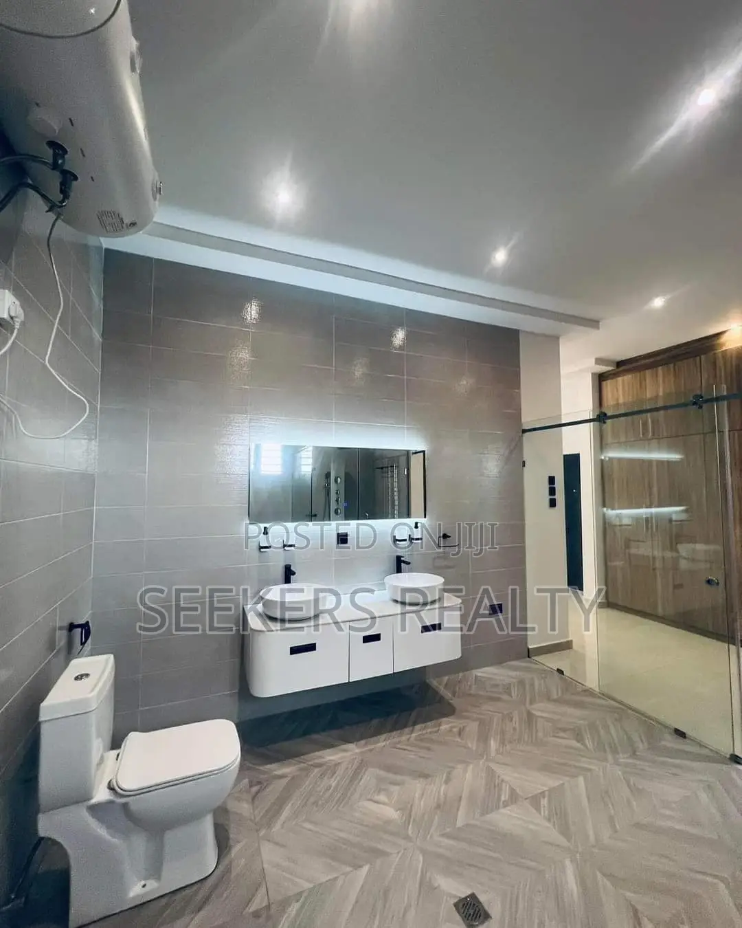 4bdrm House in Seekers Realty, East Legon for sale