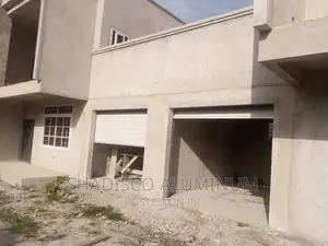 New American Quality Garage Door With Remote Control