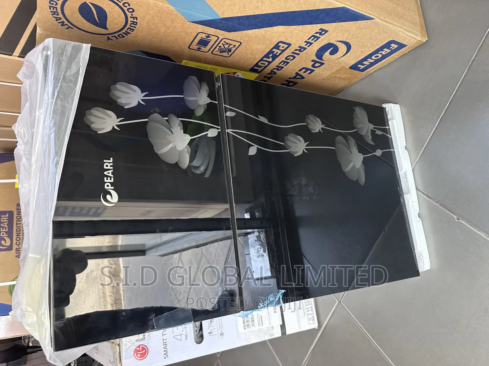 Pearl Table Top Double Doors Door Refrigerator – Black Glass
