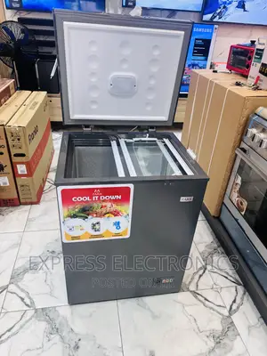 Lock and Key  Chest Freezer 144L Zara 200cf