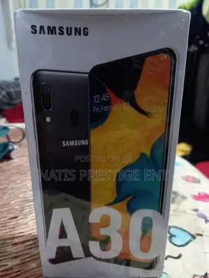 New Samsung Galaxy A30 64 GB Black