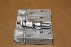 ORIGINAL VW Spark Plugs for Volkswagen 1.8 Litters Golf (4).