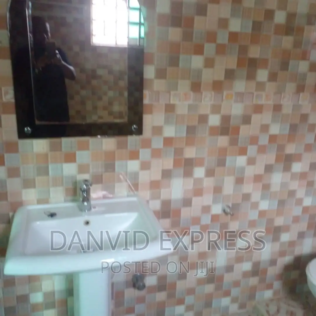 2bdrm Apartment in East Legon for rent