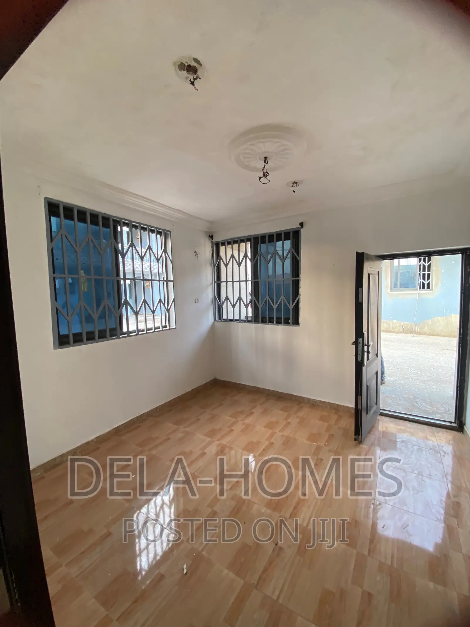 Chamber and Hall Self Contained for Rent at ADENTA.