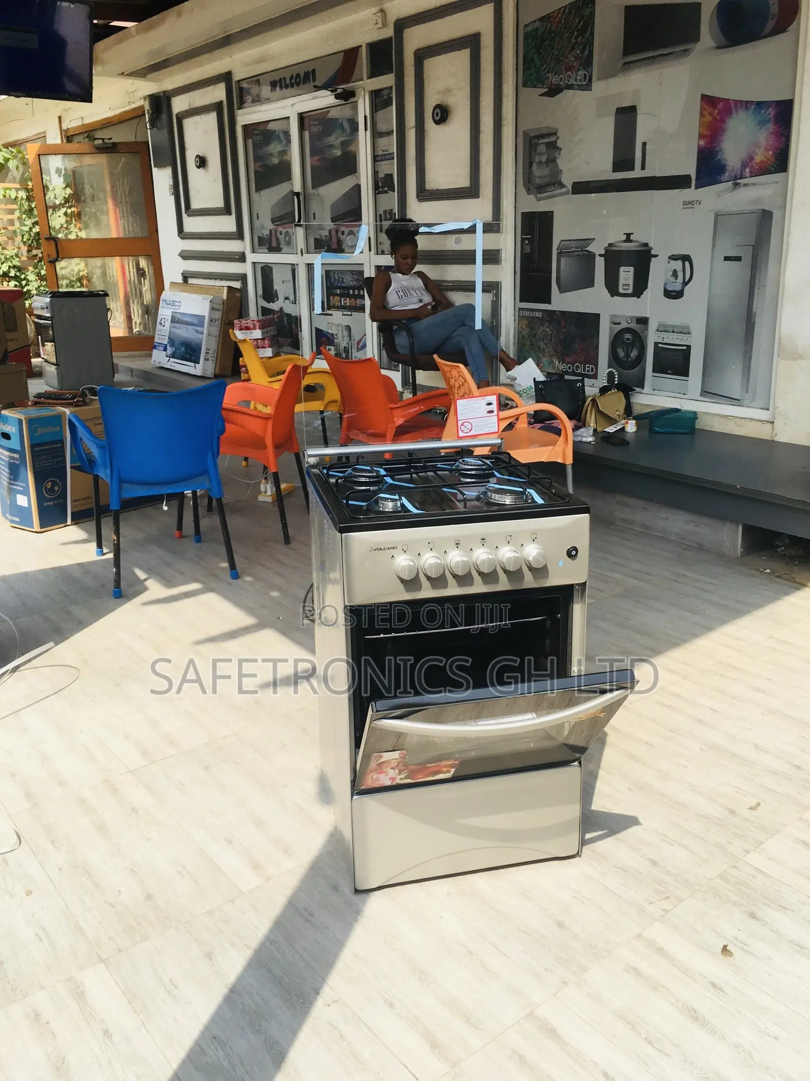 Oven With Grill Glass Lid 4 Gas Burner 50x50 Volcano