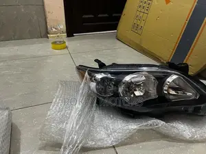 Corolla 2012-2013 Headlights Dark Pair