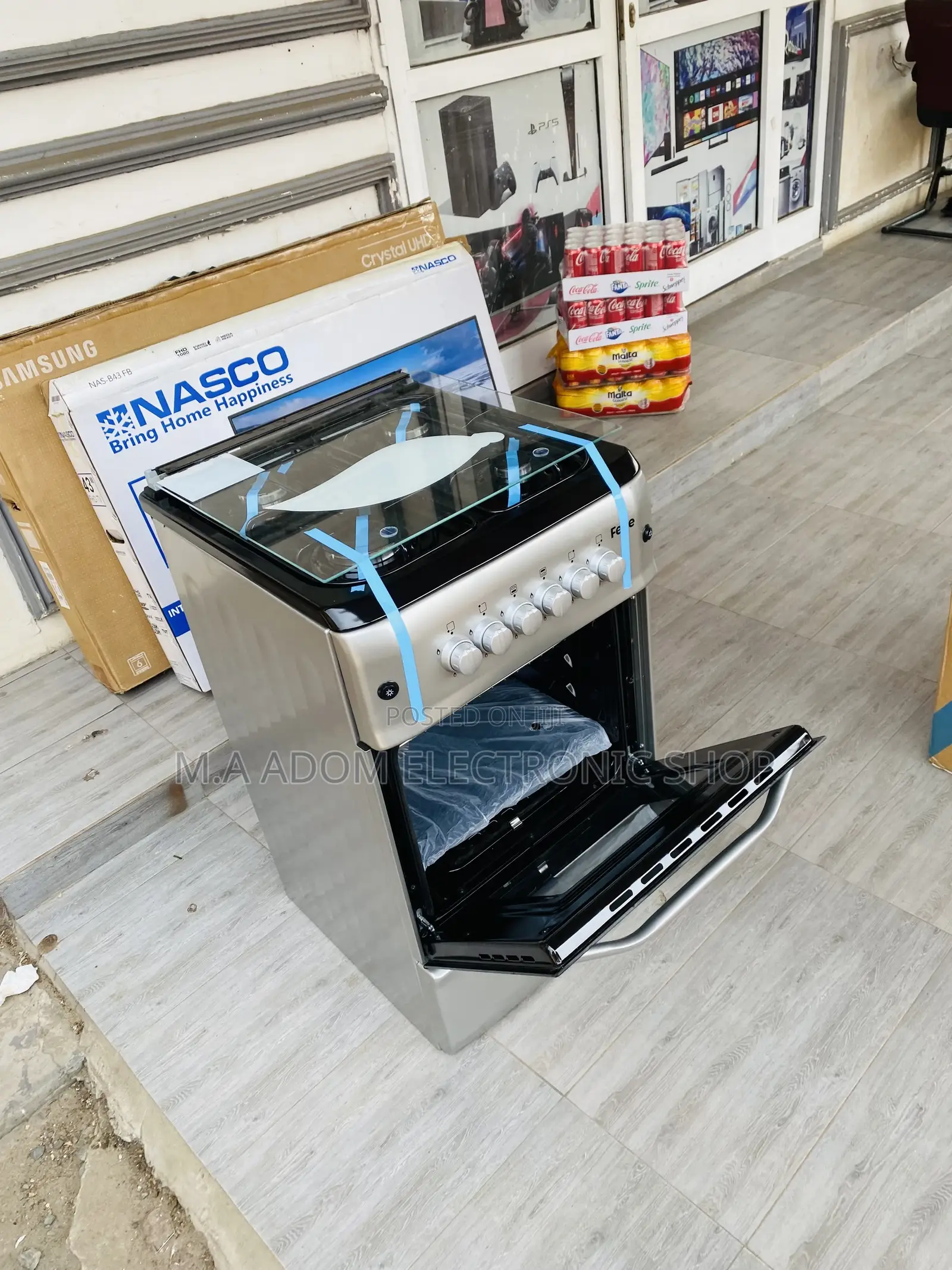 Original Ferre 50x55 4 Gas Burner With Oven and Grill.