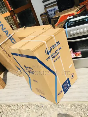 Sealed Pearl PCF-127 100 Liters Chestfreezer Singledoor