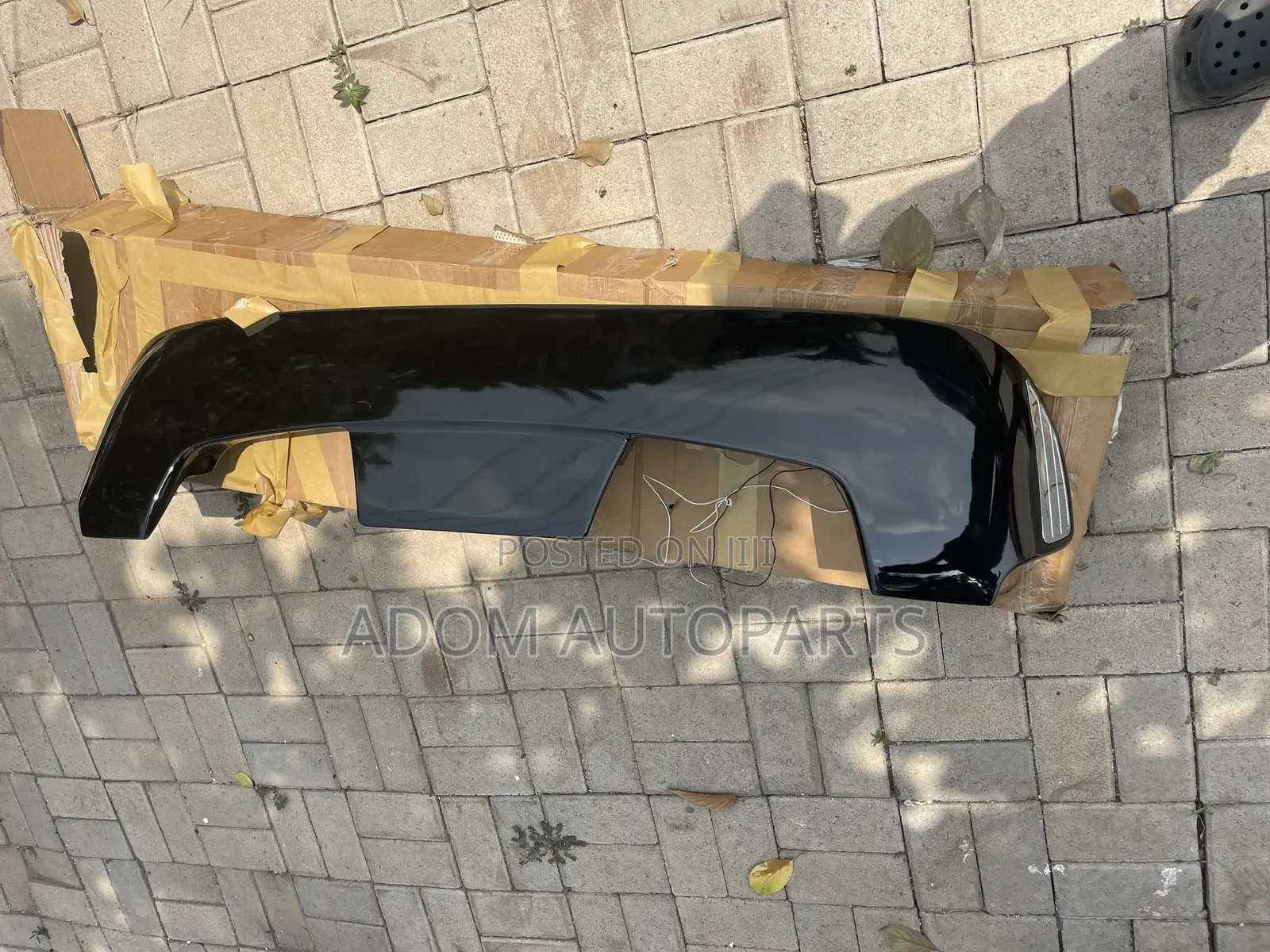 Land Cruiser Boot Spoiler Spec Type