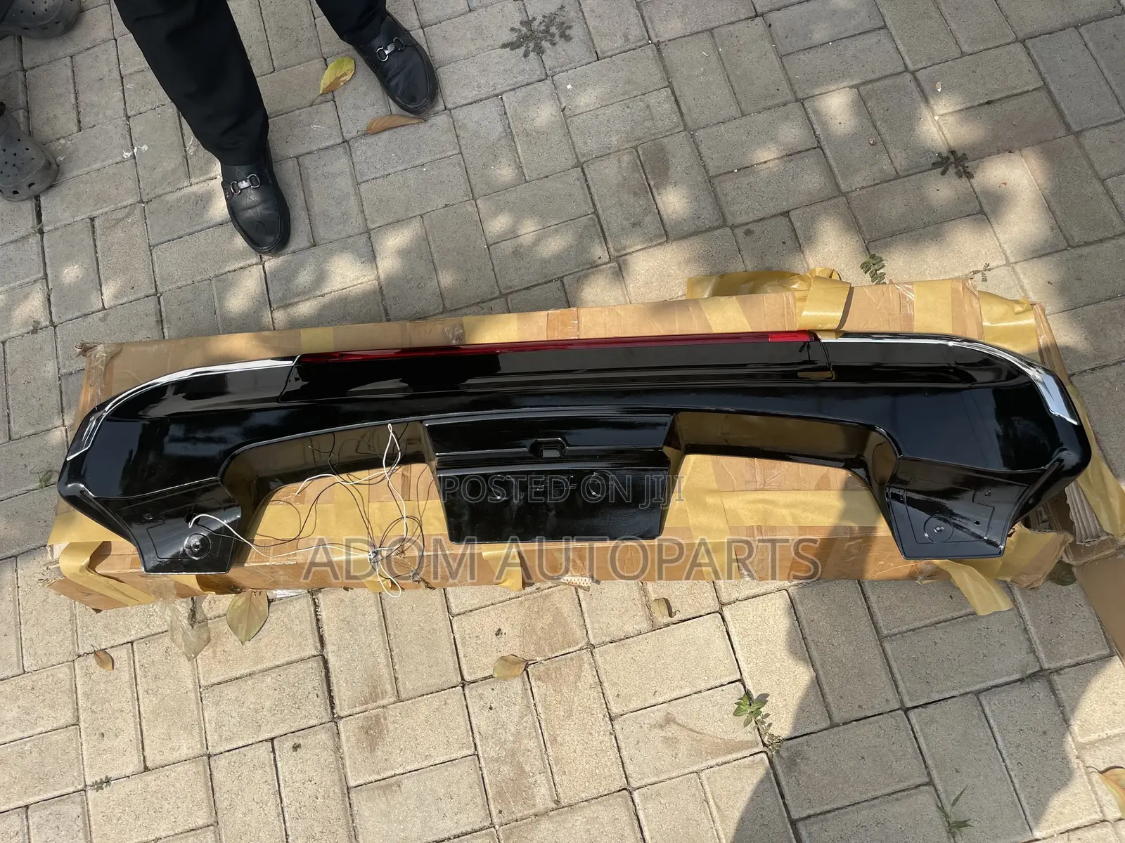 Land Cruiser Boot Spoiler Spec Type