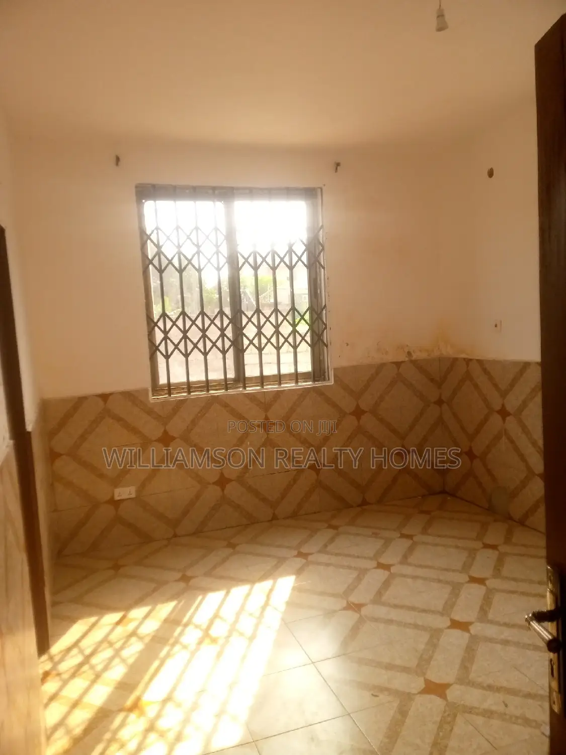2bdrm Apartment in Community 18, Spintex for rent