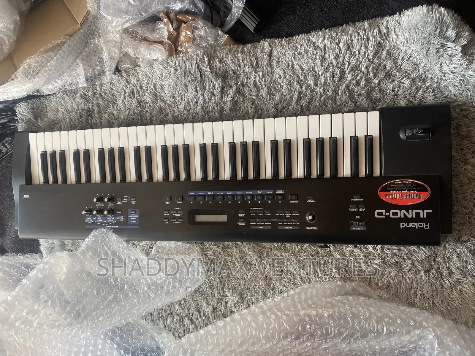 Roland Juno D Synthesizer Keyboard