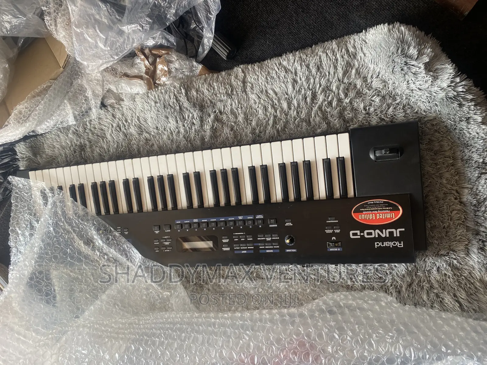 Roland Juno D Synthesizer Keyboard