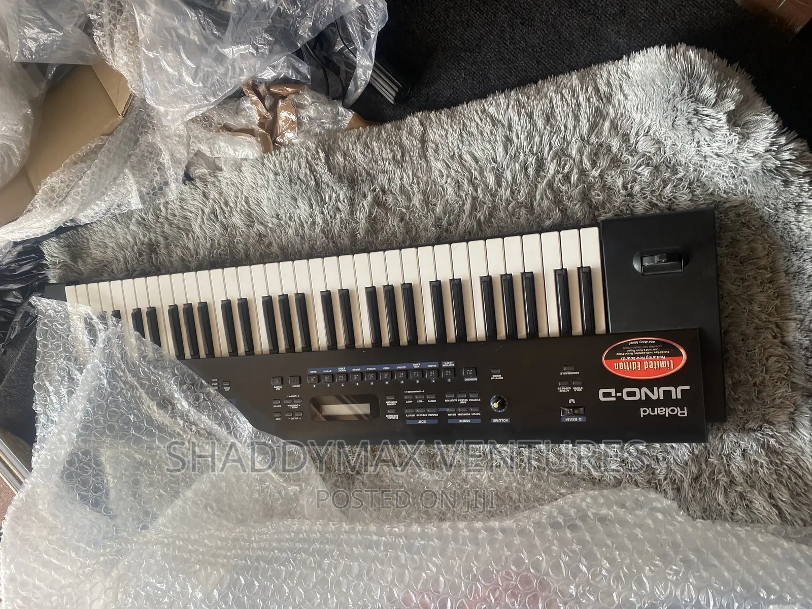 Roland Juno D Synthesizer Keyboard