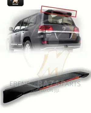 Land Cruiser V8 LED Boot Spoiler