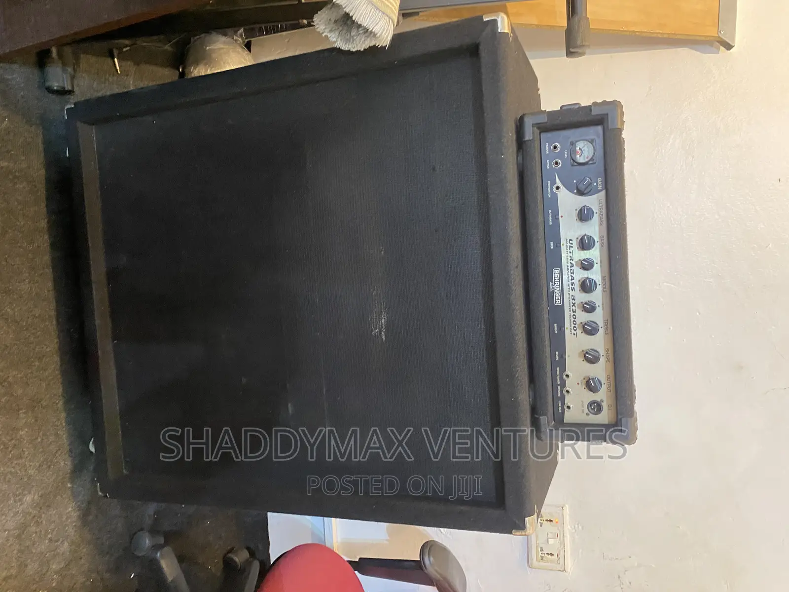Behringer Ultrabass Bx3000t Bass Combo