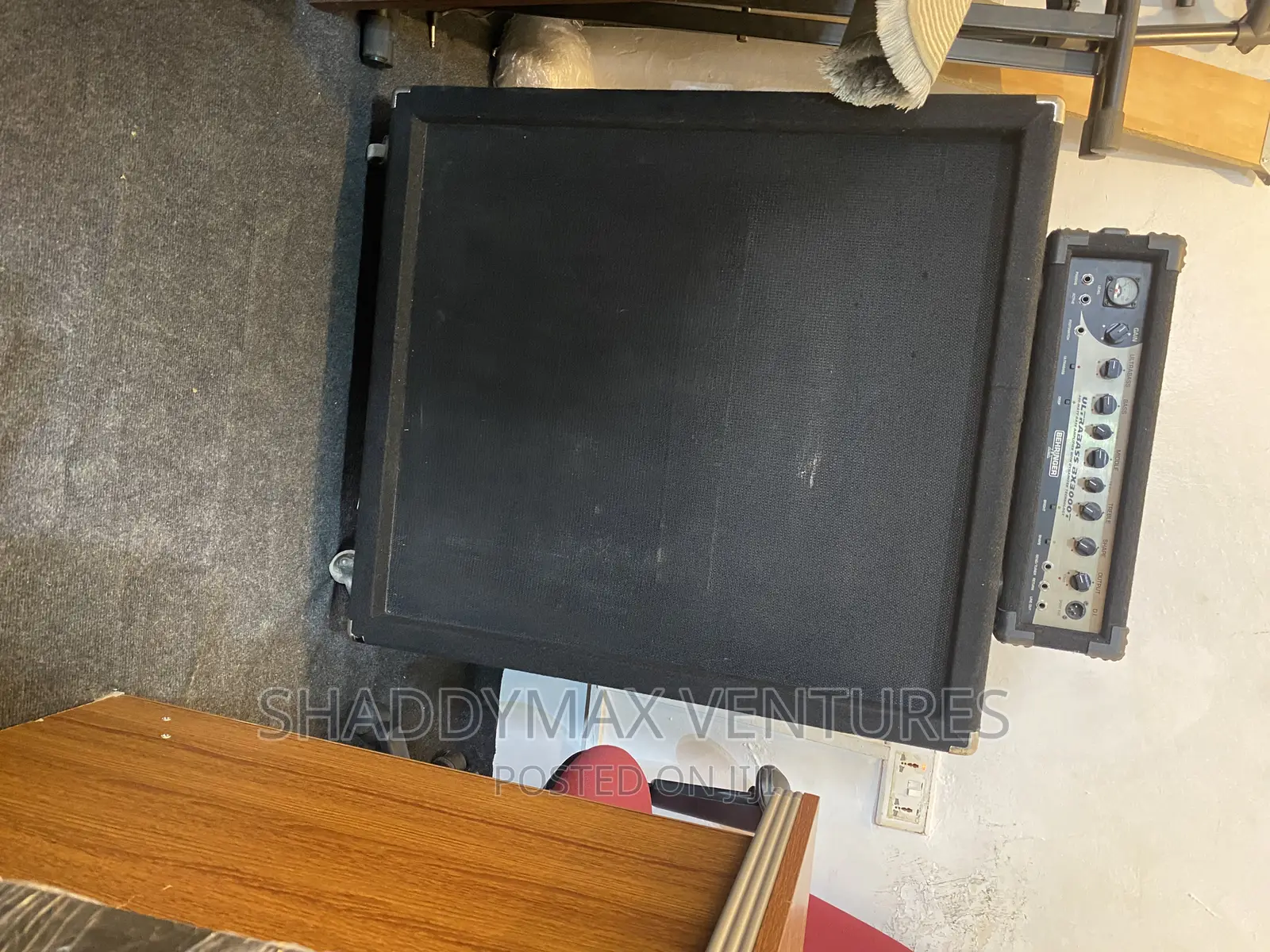 Behringer Ultrabass Bx3000t Bass Combo