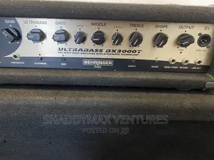 Behringer Ultrabass Bx3000t Bass Combo