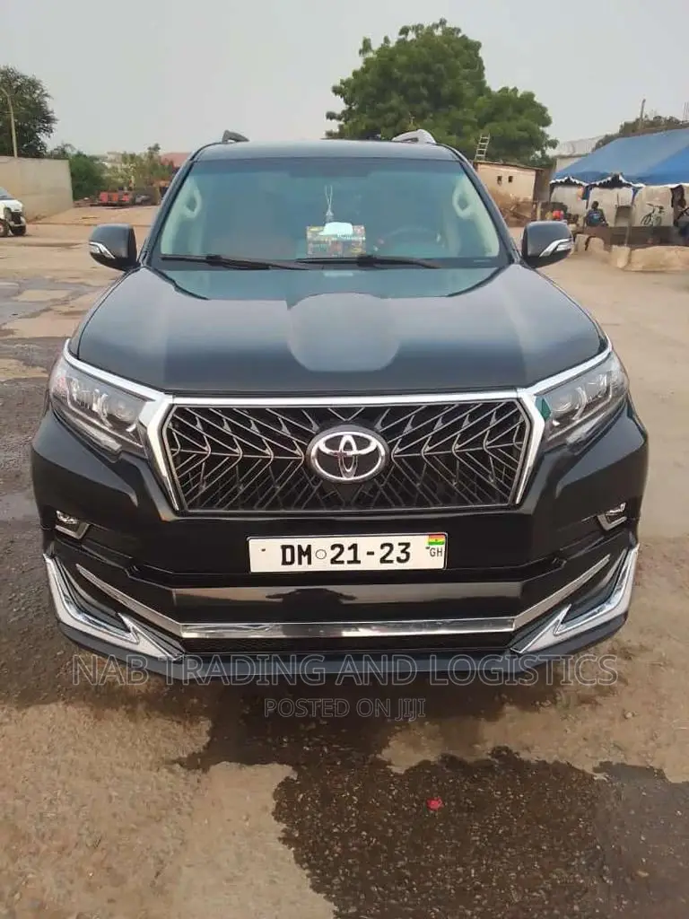 7 Seater SUV for Rent