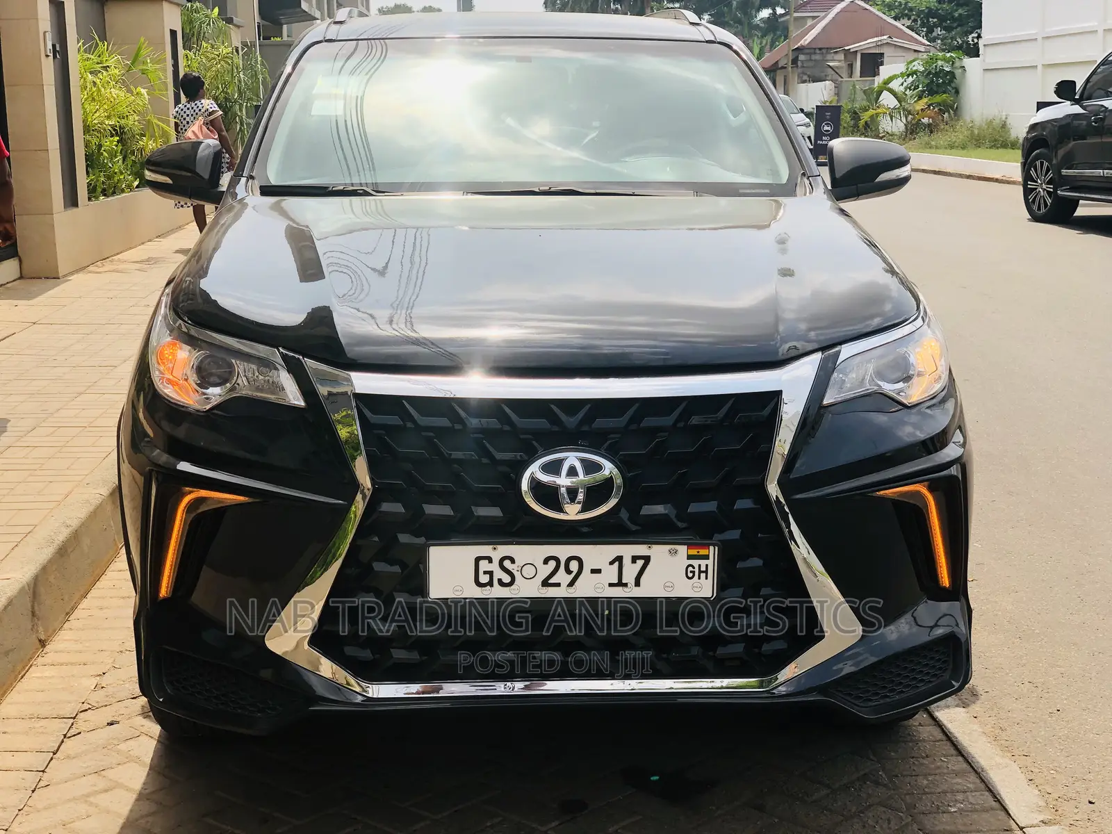 7 Seater SUV for Rent