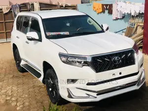 7 Seater SUV for Rent