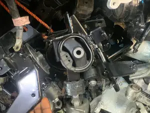 Engine Seat for All Cars Both Brand New and Home Use