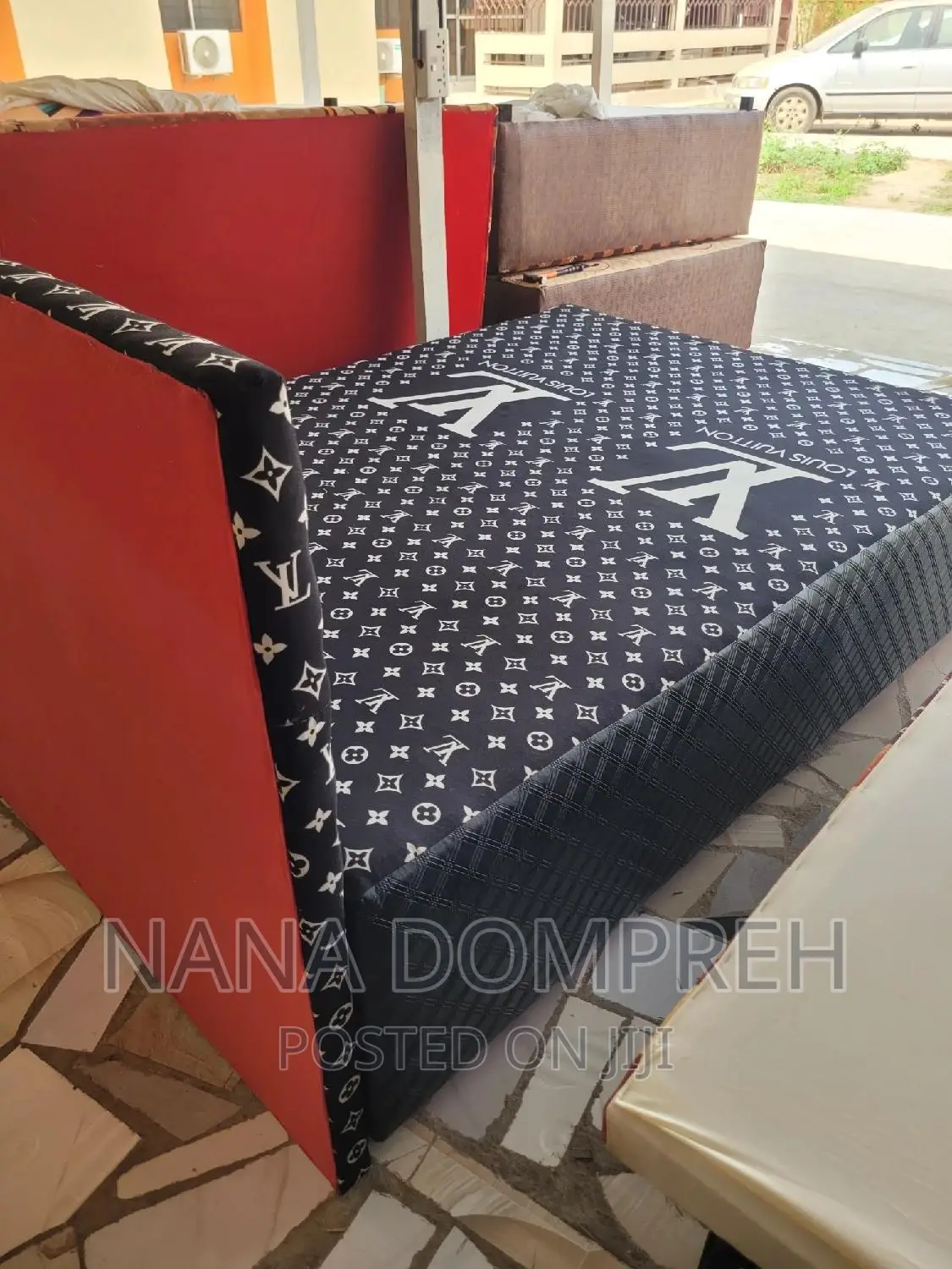 Inbuilt Double Bed