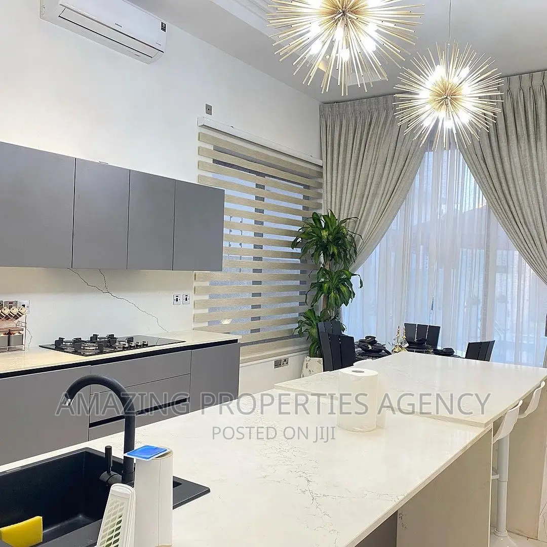 4bdrm House in Adjiriganor for sale