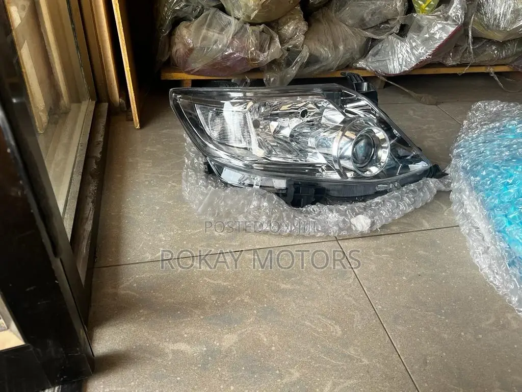Fortuner 2012,2013,2014 Headlights Pair