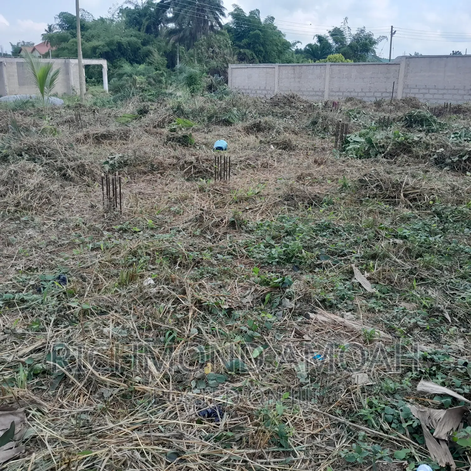 Plot With Fooutings for Sale at Kansa City