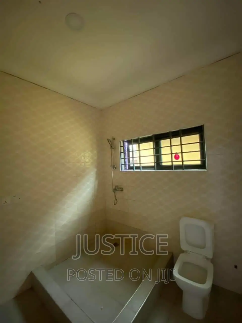 4bdrm House in Oyarifa, Owusu Ansah for rent