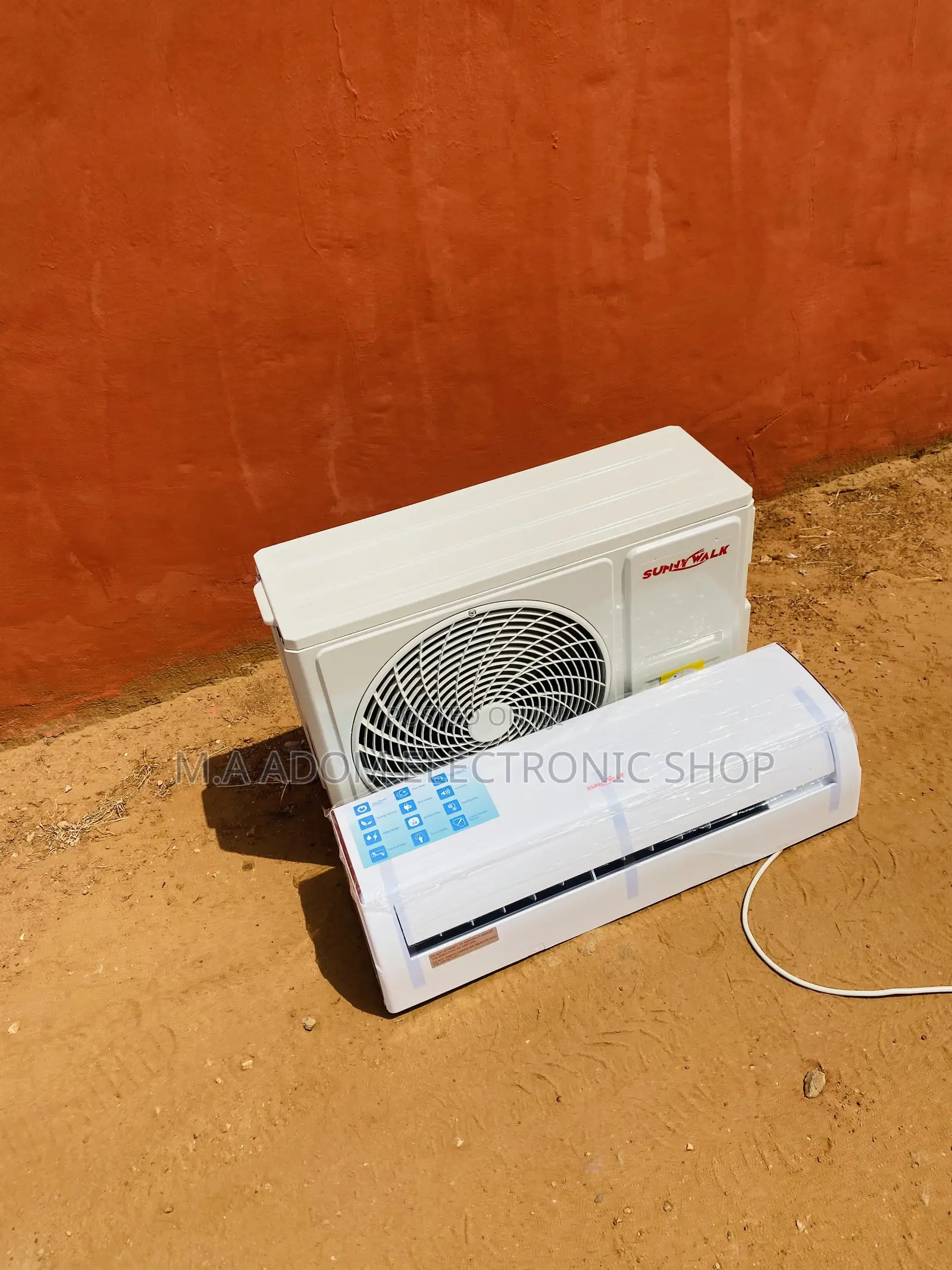 Energy Efficient Sunnywalk 1.5hp Split Type Air Conditioner.