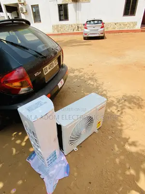 Sunnywalk 1.5hp Split Type Air Conditioner(White).