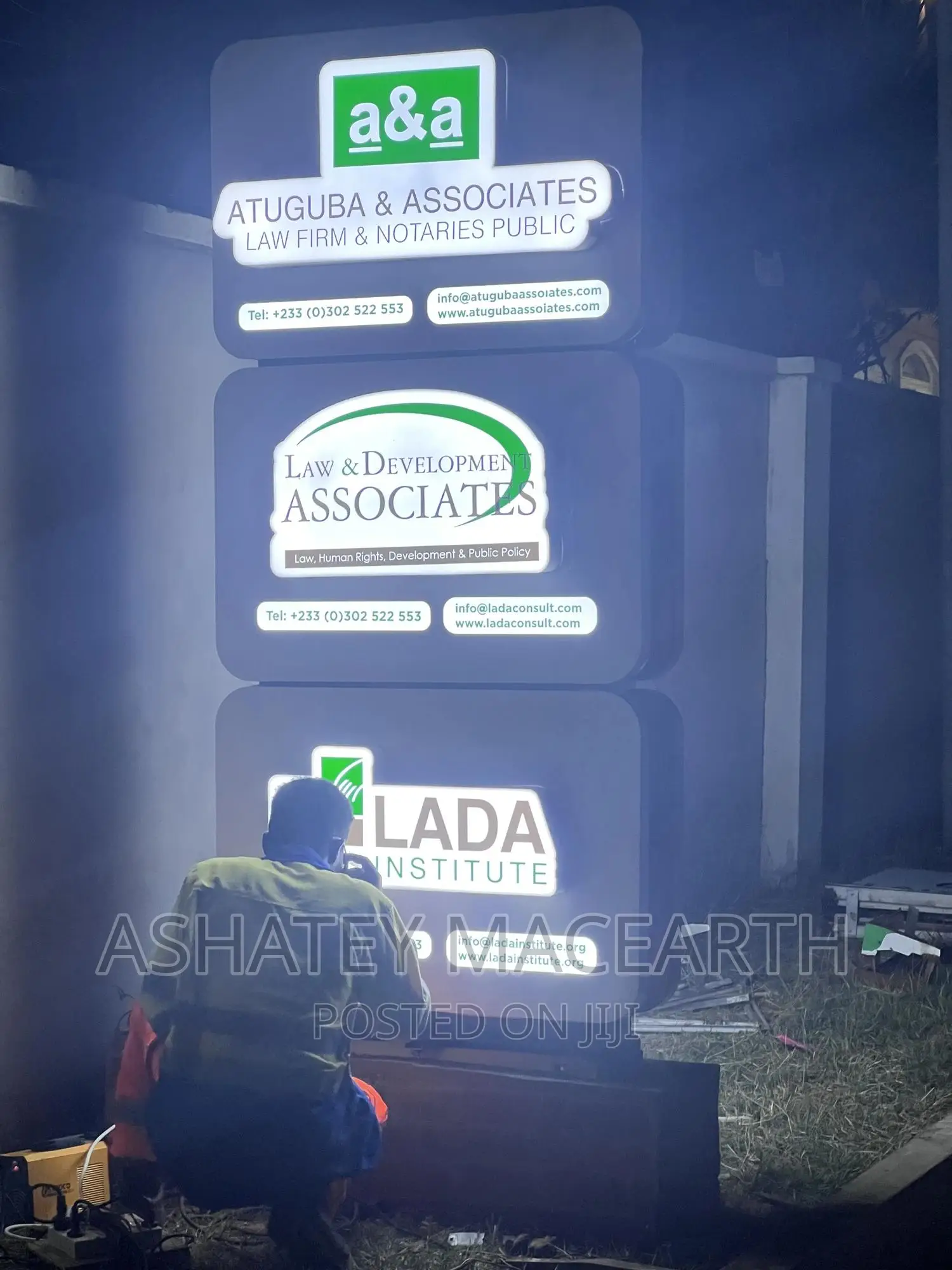 3D Signage, Graphic Design, Neon Lights, Cladding