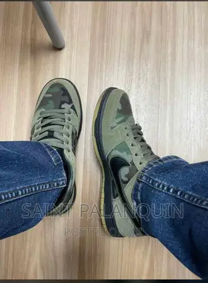 Nike SB Zoom Dunk Low Camo