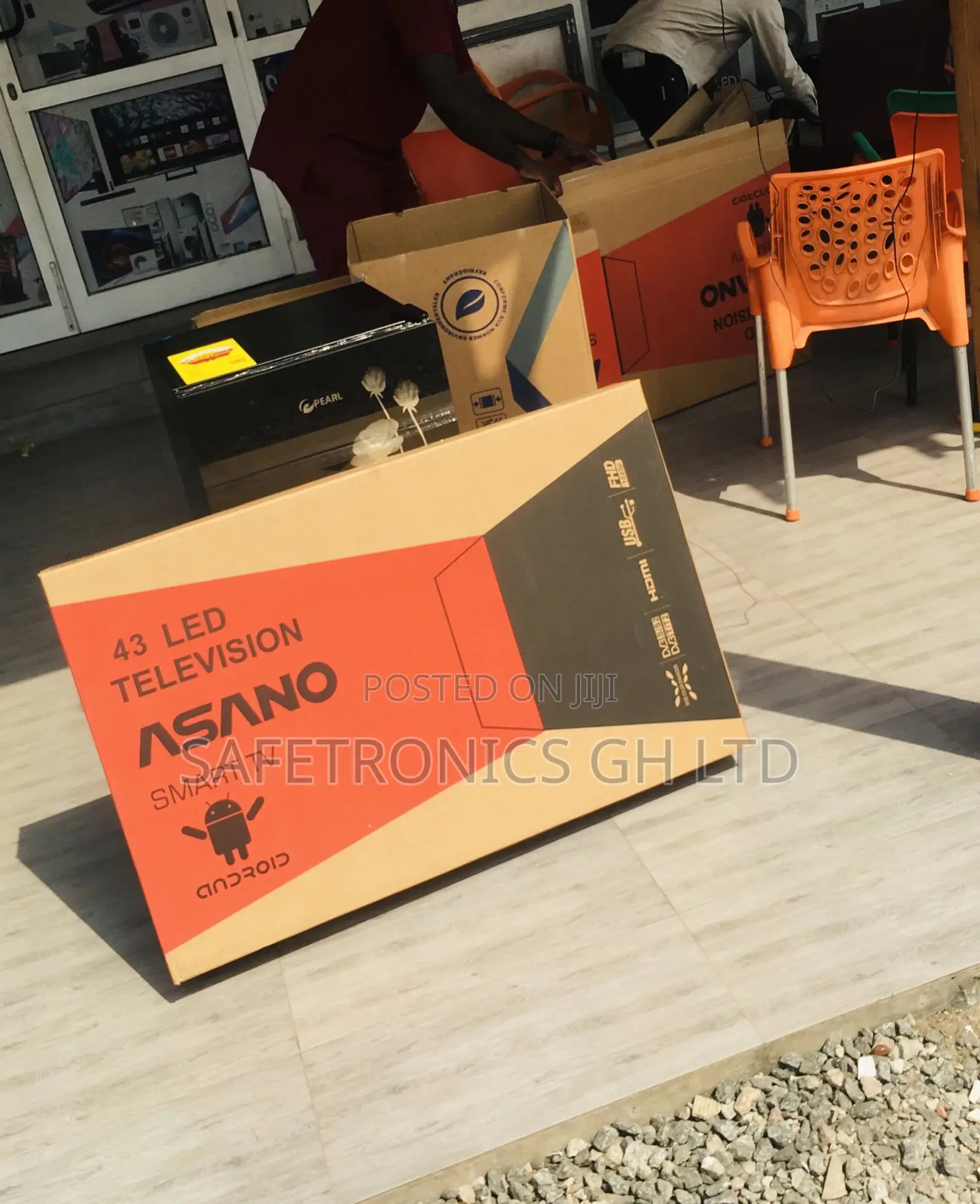 Asano 43 Inches Glossy UHD Smart Black Electric LED Tv