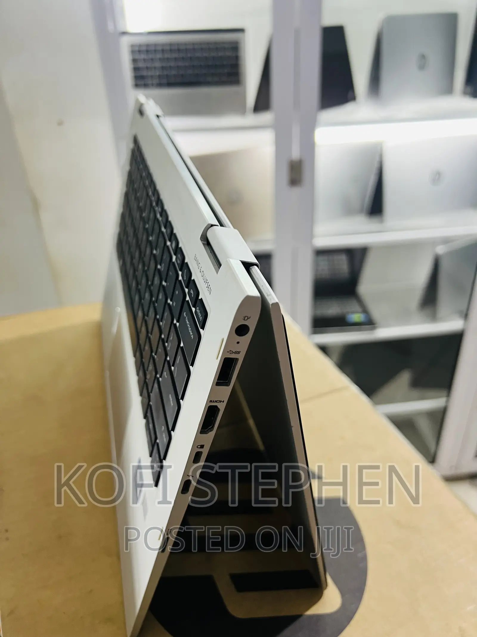 Laptop HP EliteBook 1030 8GB Intel Core I5 SSD 256GB