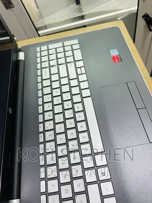 Laptop HP Pavilion 15 8GB Intel Core I5 HDD 1T