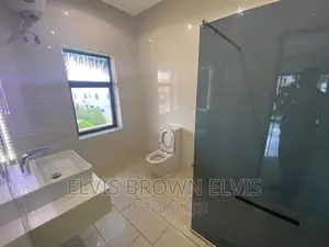 5bdrm House in Ogbojo, East Legon for sale