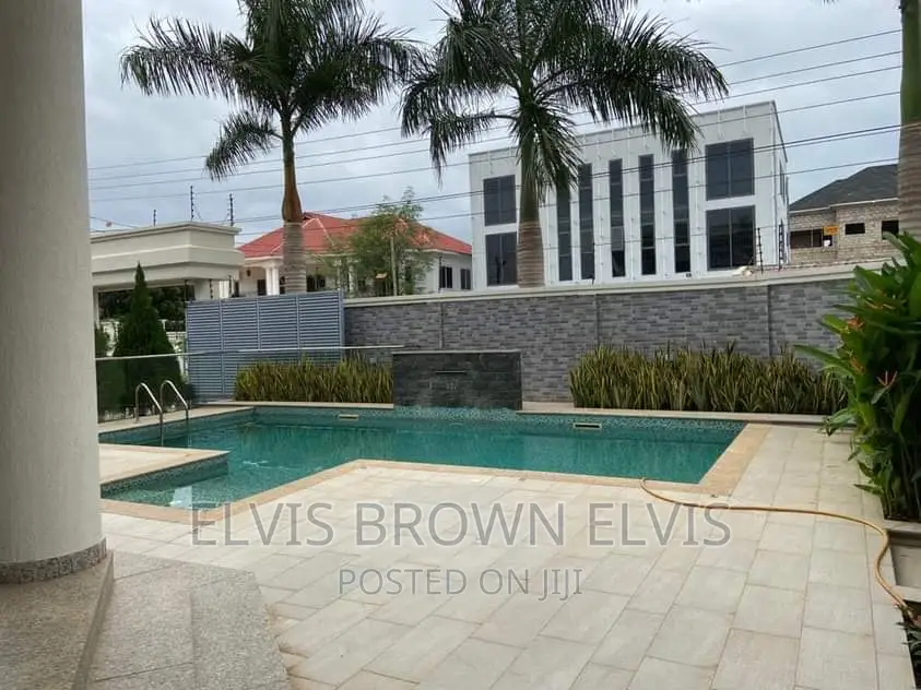 5bdrm House in Ogbojo, East Legon for sale