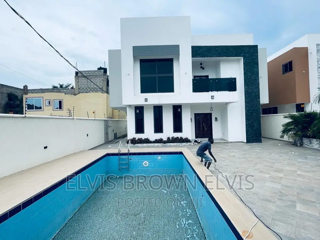 4bdrm House in Zoomlion Nmiadjorn, Ashaley Botwe for sale