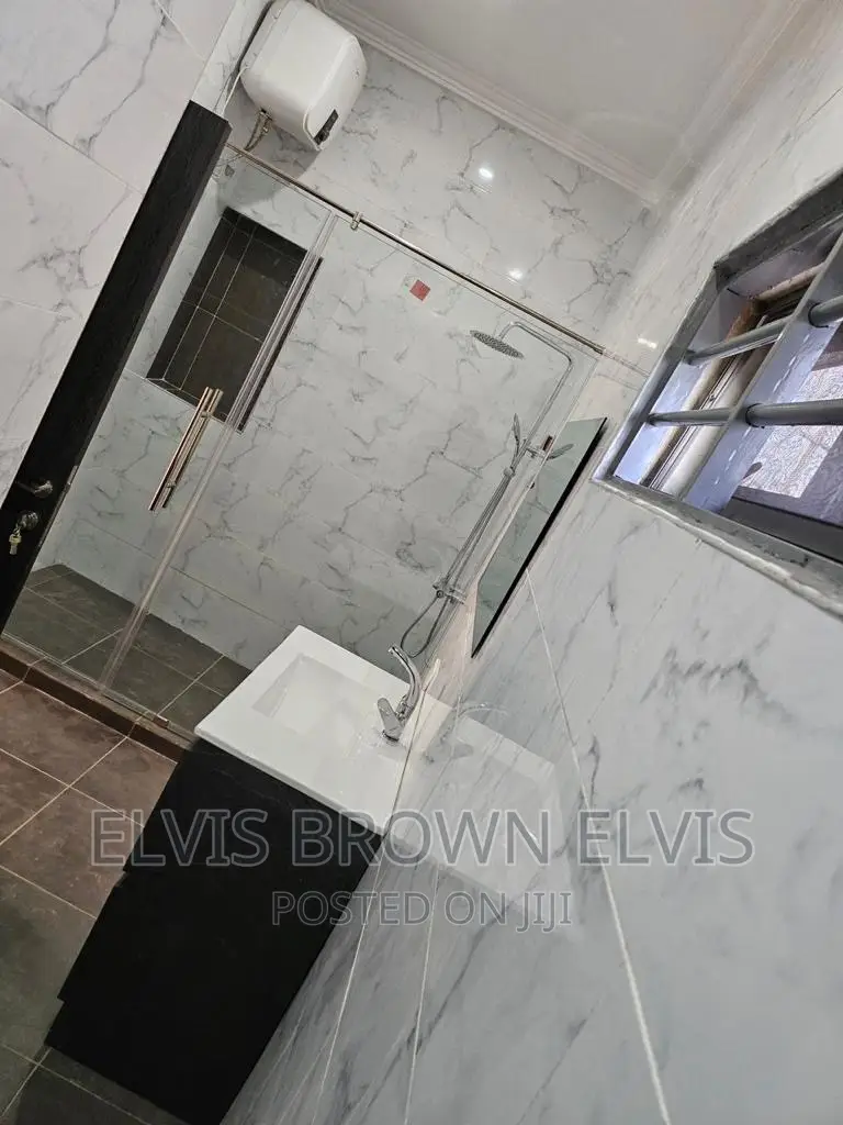 4bdrm House in Botwe Lakesid for sale