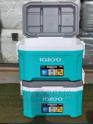 Igloo 52/50 Quart Ice Cooler Box