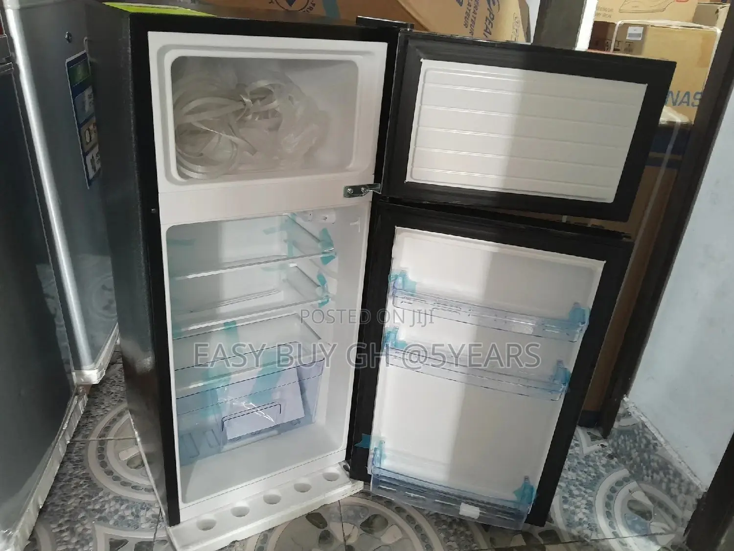 Fresh in Box Refrigerator Pearl Refrigerator