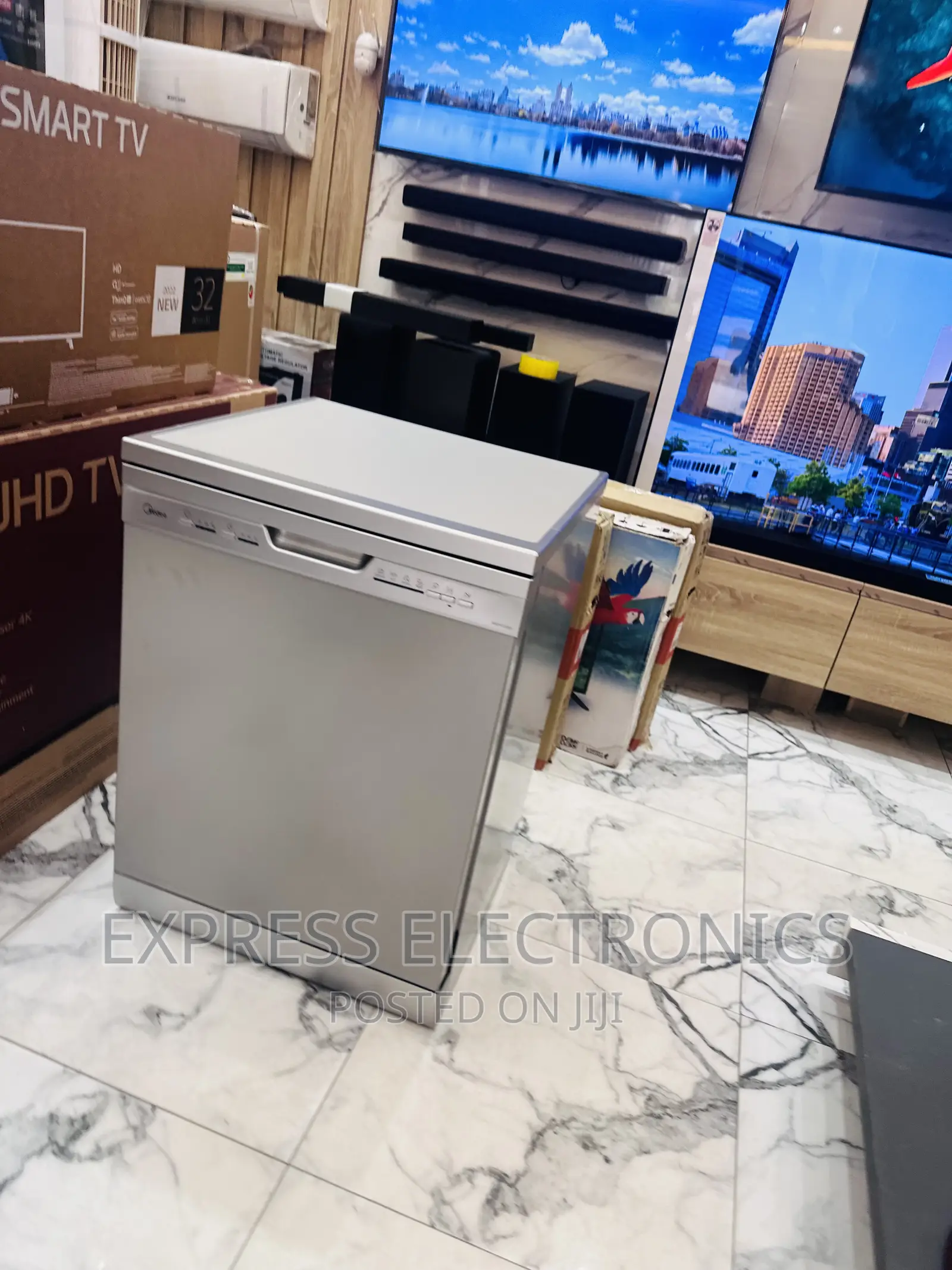 Mesmeric Sleek New Sliver Dishwasher MIDEA-WOP12-5203