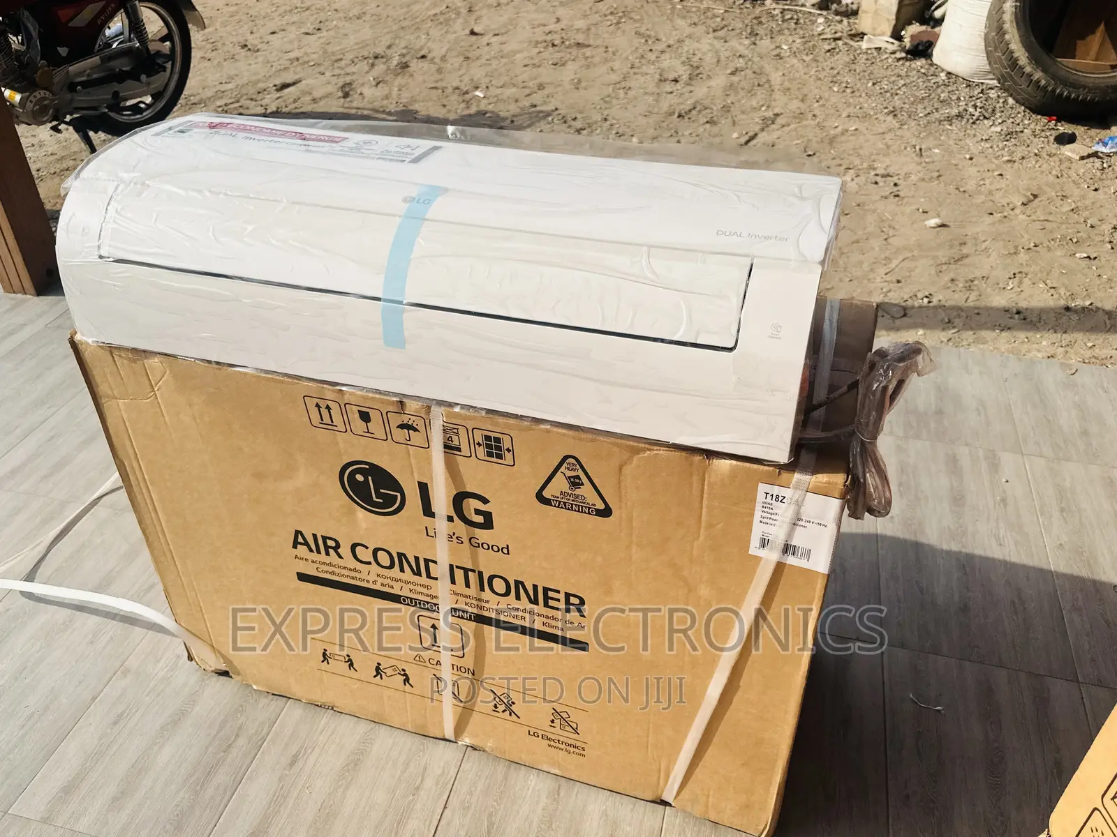 White Split R410 Gas LG 2.0hp