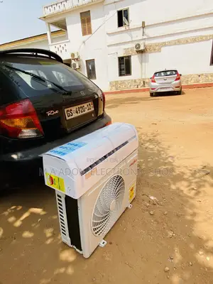 Budget-Friendly Sunnywalk 2.5hp Split Type Ac(White).