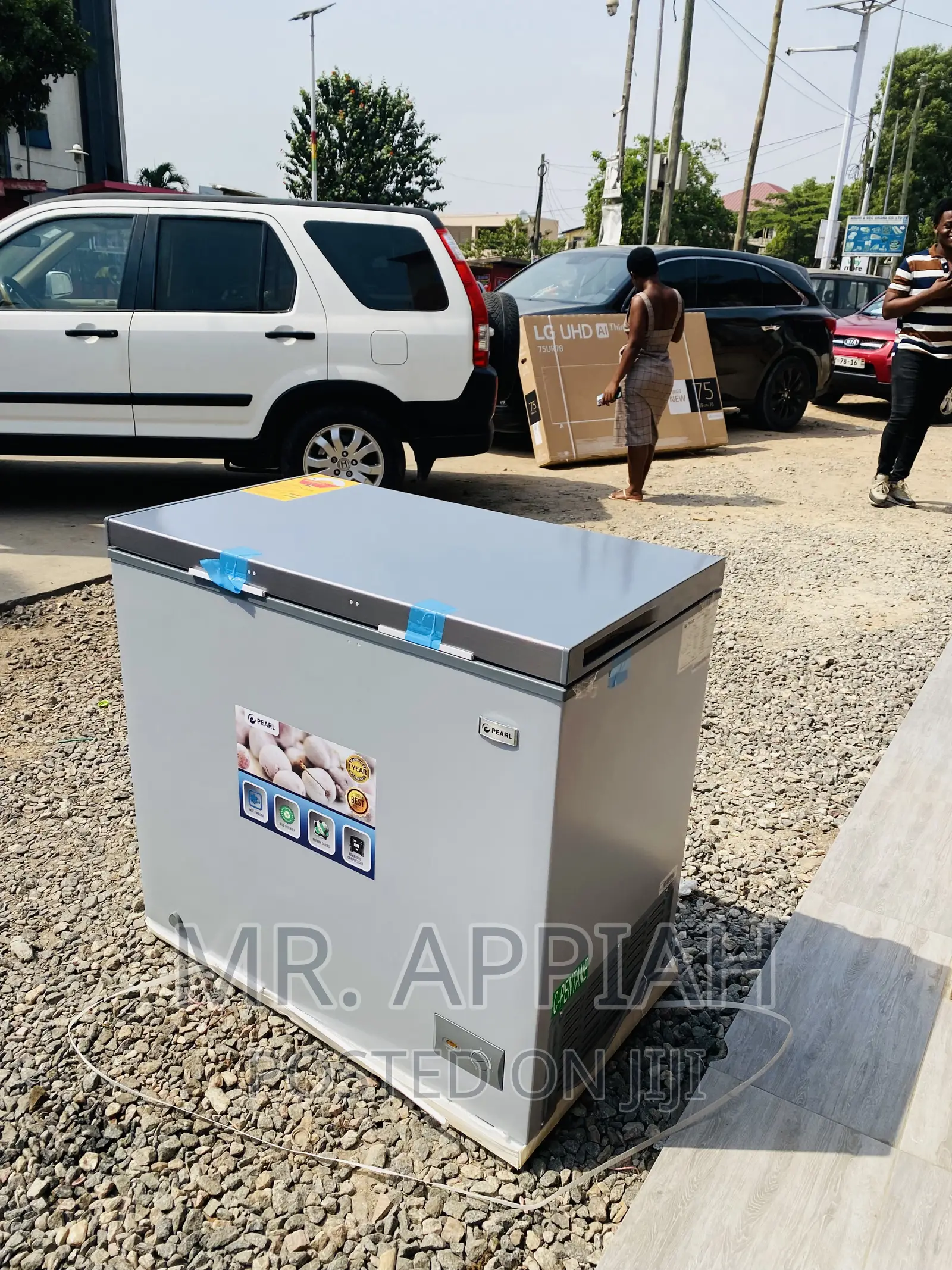 Extremely Chilling Pearl PCF-240 1 Door Electric Freezer