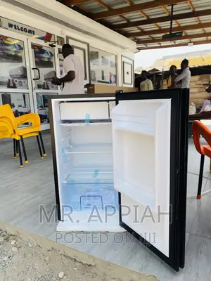 PF-109 Pearl PF-109 Single Door Electric Fridge.
