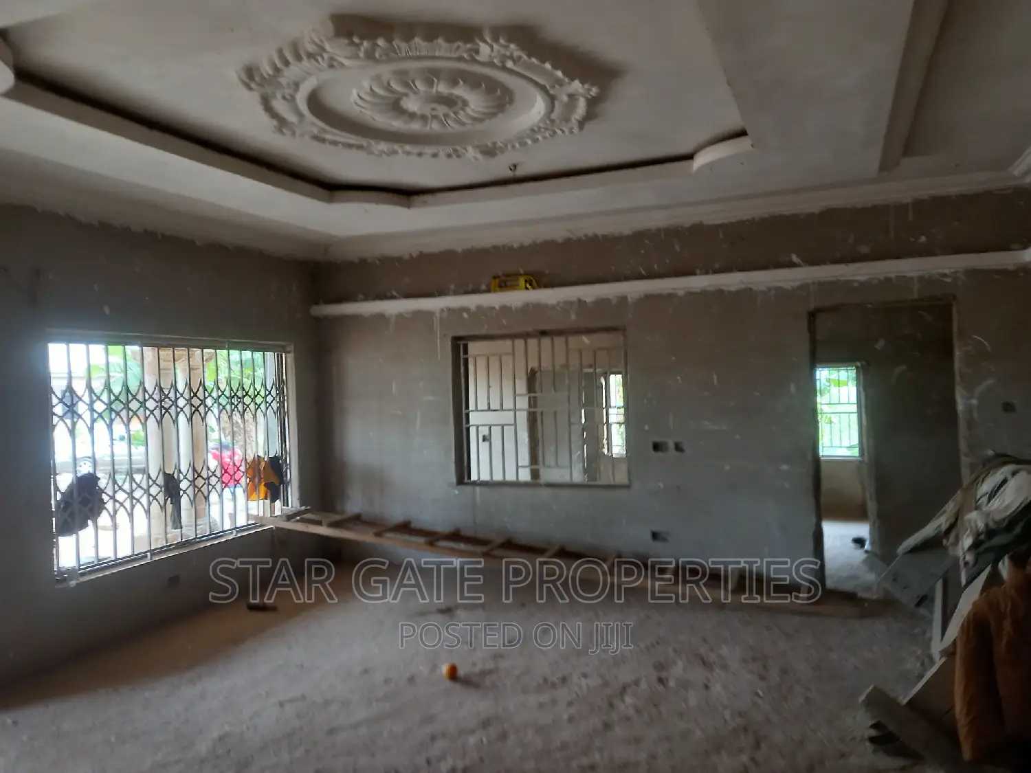 9bdrm House in Star Gate Properties, Kumasi Metropolitan for sale